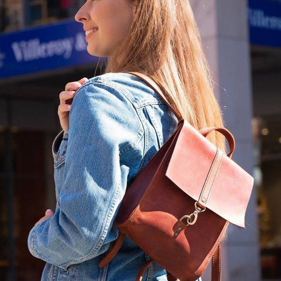 Womens leather backpack purse - Picture 2 of 8